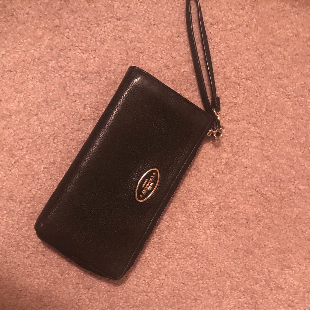 Black Coach Wristlet